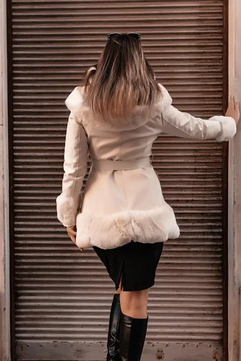 Abrigo elegante con pelo sintético Palancia, blanco
