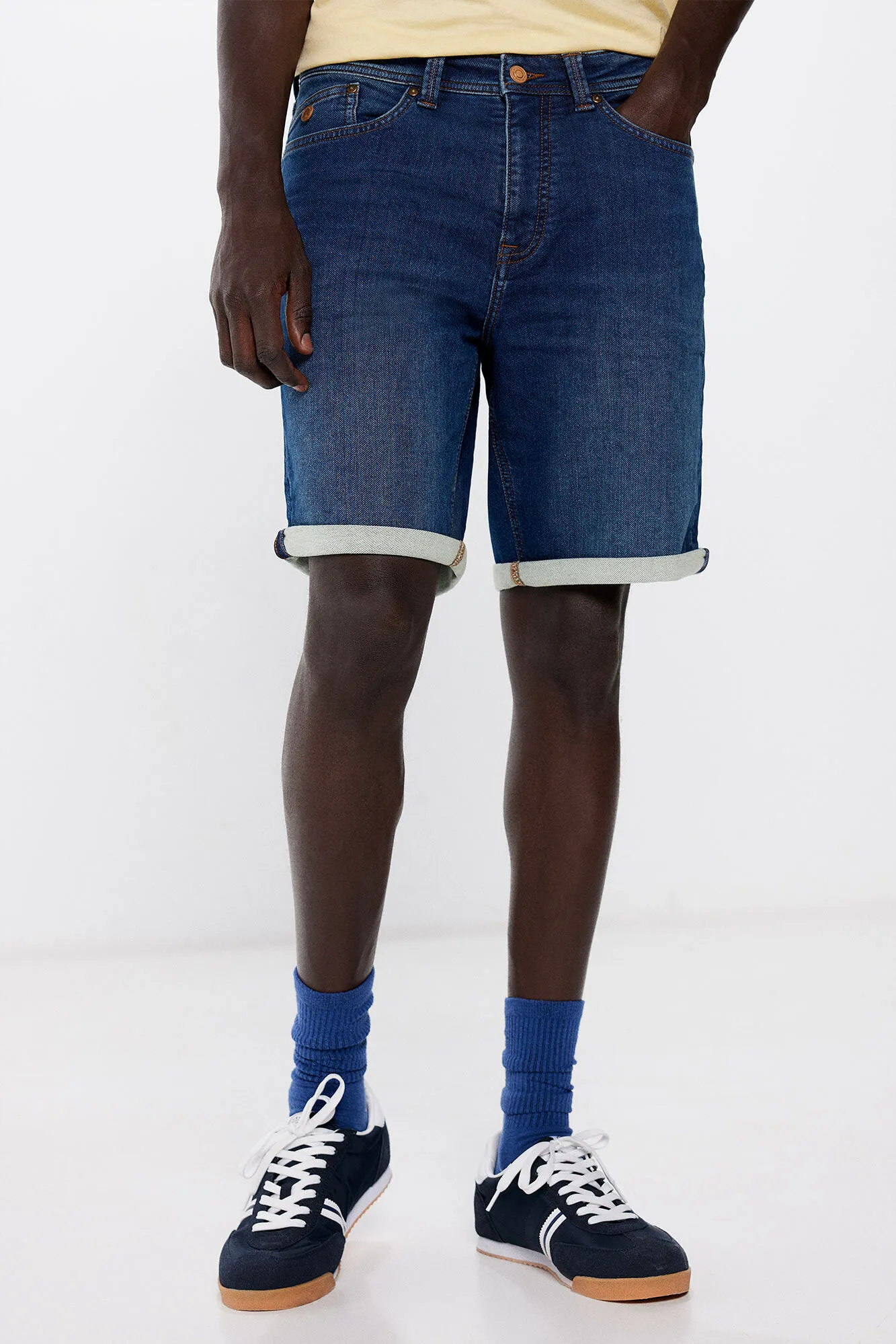 Bermuda vaquera en knit denim